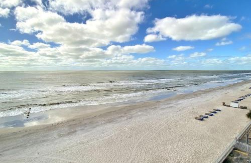 Madeira Beach Apartment | Arie Dam 503