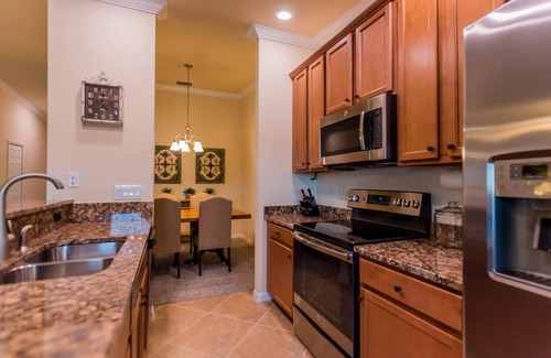 Naples Condo | Available 2025 ! Beautiful Water View 2 Bed+ Den +Garage Veranda Treviso Bay