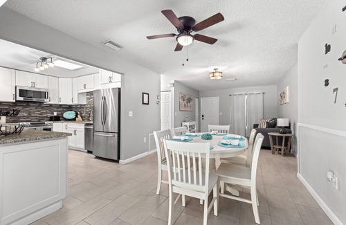 Bradenton House | Backyard Oasis just 15. min from Anna Maria Island