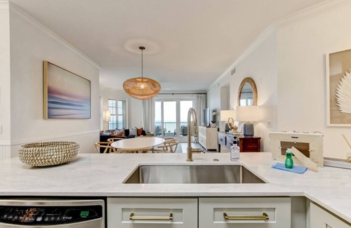 Amelia City Condo | Balcony Paradise at Ocean Place Resort