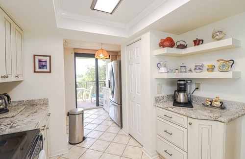 Butler Beach Apartment | Barefoot 217-Second Floor Direct Oceanfront Condo