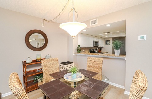 Butler Beach Apartment | Barefoot Trace 213 Direct Oceanfront
