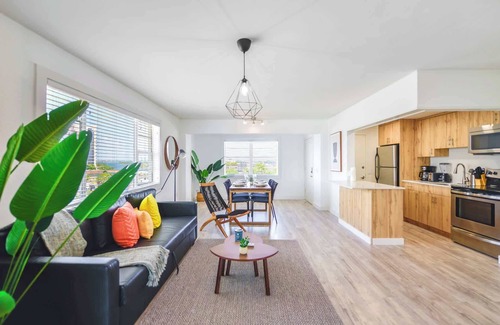 North Bay Village Apartment | Bayfront Bliss | Free Parking Included