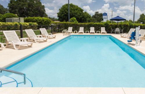 Lakeland Hotel | Baymont by Wyndham Lakeland