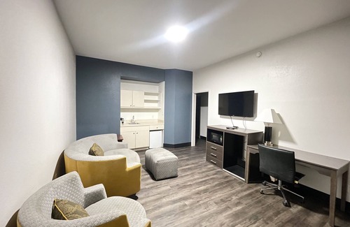 Tallahassee Hotel | Baymont by Wyndham Tallahassee