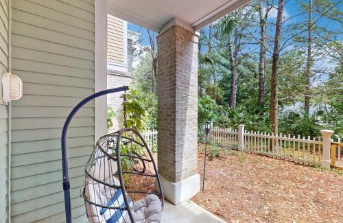 Baytowne Wharf Apartment | Baytowne Wharf Pilot House 117