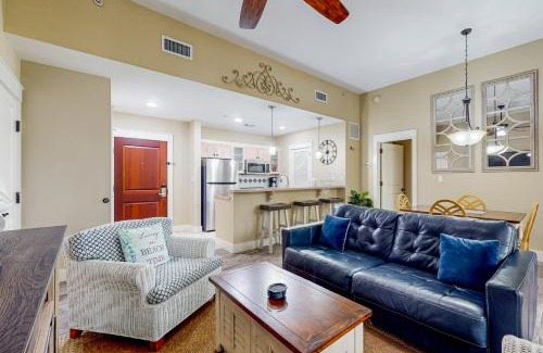 Baytowne Wharf Apartment | Baytowne Wharf Pilot House 117