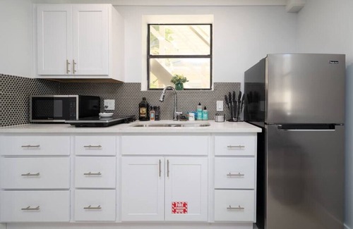 Jacksonville House | Be A Nomad | Steps to the ocean | pet friendly