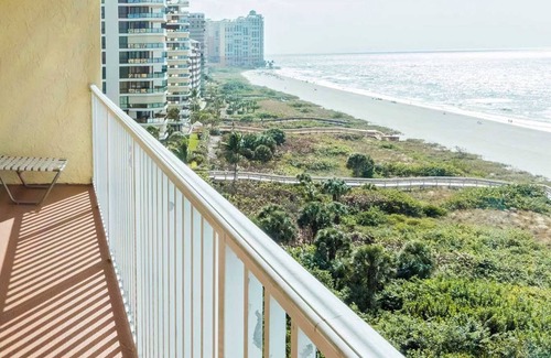 Marco Island Resort | Beach Front - Ocean View - The Charter Club of Marco Beach®.