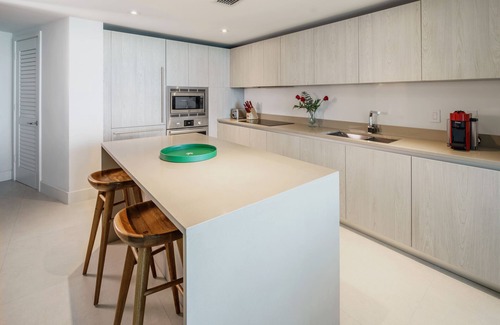Hallandale Beach Apartment | Beach Front Premium Condo@Hyde