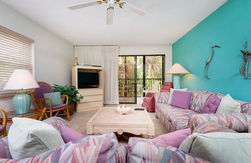 Englewood Condo | Beach Fun & Sun - nice 2 bedroom condo