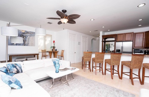 Victoria Park House | Beach, Las Olas, Large Pool