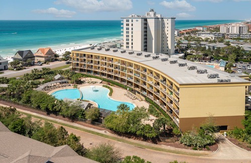 Fort Walton Beach - Destin Condo | Beach Resort 203 - Gulf View, Heated Community Pool, Free Beach Service!