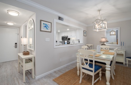 Sandestin Condo | Beach Villa w/NEW 6-Seat GOLF CART! Near Beach, Pool, Baytowne Wharf & Tram.