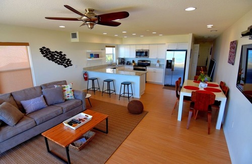 Indian Rocks Beach Condo | Beachfront Condo With Panoramic Views of the Gulf Plus, Beach Gear, Grill & Wifi