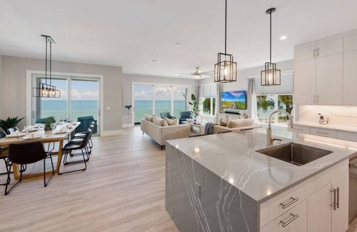 Anna Maria House | Beachfront Home | Pool + Spa | Games | Ocean Views