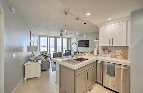 Marco Island Condo | Beachfront Marco Island Condo w/Pool Access!