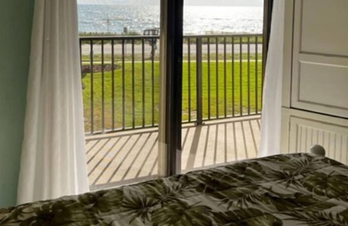 Ormond-by-the-Sea Condo | Beachside Beauty ! Stunning Ocean & Pool Views !