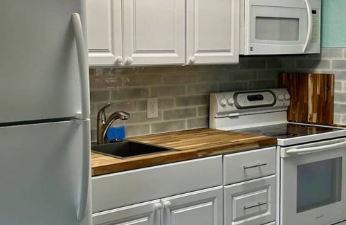 Port Canaveral Apartment | Beachside Treasure - Walk to the Beach