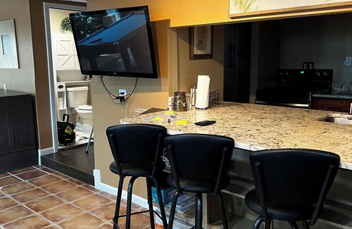 Siesta Key House | Beautiful 2BR 2BA Home with Private Pool & Jacuzzi - Includes Pool Table