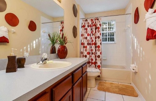 West Kissimmee House | BEAUTIFUL 6 BED/6 BATH HOME IN FORMOSA GARDENS