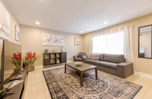 East Naples Apartment | Beautiful apartment in Naples