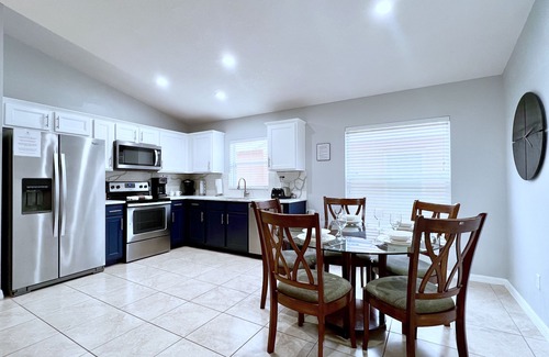 Sandy Ridge House | Beautiful Bungalow In Davenport Near All The Theme Parks
