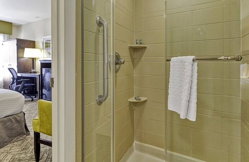 Florida Central Atlantic Coast House | Beautiful Destination! 3 Convenient Spaces, Near SeaWorld Orlando, Free Parking