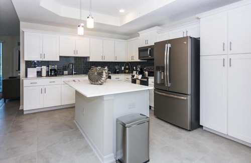 Kissimmee Apartment | Beautiful Family Apartment at Storey Lake only 10 minutes from Disney SL4731-101