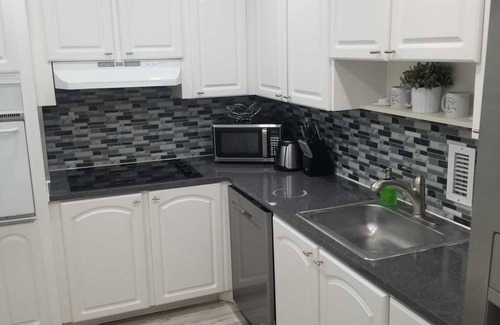 Hollywood South Central Beach Apartment | Beautiful Ocean-View, 16th floor, apartment, right ON THE Beach.