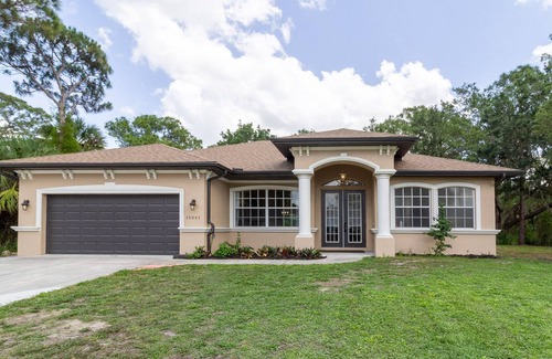 Port Charlotte House | Beautiful, Private Florida House w/ GYM