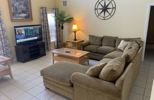 Solana Villa | BEAUTIFUL Solana Resort -5 Bedroom Villa, 4 Bath, Pool & Spa, Game Room, Disney