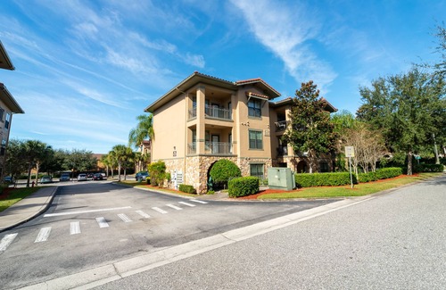 Regal Palms Condo | Beautiful Sunrise From Your Balcony