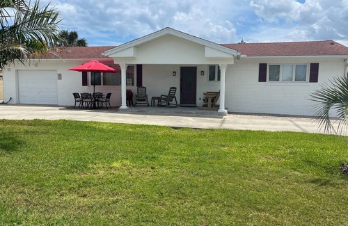 Carter Norwood House | Beautiful vacation home - just 2-Minute Walk to World-Famous Daytona Beach