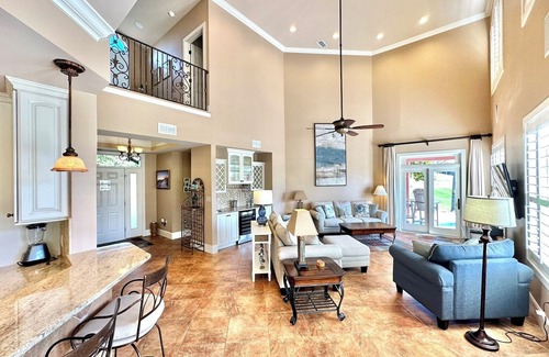 Sandestin House | Beautiful views! 2 minute ride to the Beach in the 6 person golf cart! 5406TT