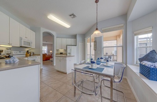 Watersong House | Beautiful villa on Watersong overlooking conservation area. 20 mins from Disney!