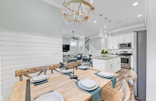 Dune Allen Beach House | ✨Best Beach Access, Golf Cart, Pool, Grill & Supplies