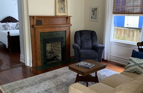 Springfield Apartment | Better than any hotel suite in Jacksonville. Privacy even with kids or friends!