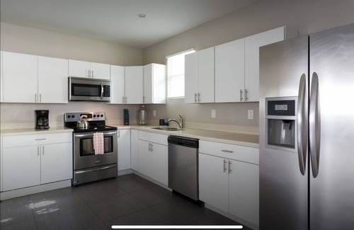 Buena Vista House | BIG BEAUTIFUL HOUSE 10 MIN FROM SOUTH BEACH