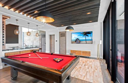 Coral Ridge House | Boardwalk Mansion