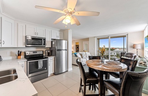 Bonita Springs Apartment | Bonita Beach & Tennis 3907 - Gulf Views!