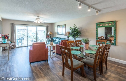 Fort Walton Beach Condo | Booking Spring / Summer 2022 **All-Inclusive Rate** FREE WiFi - 2BR/2BA on Beach