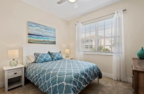 Majestic Palms Apartment | Brand New, 3 Bedrooms, 4 Miles From Famous Beaches
