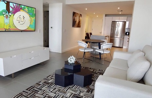 Town Square House | Brand New Luxurious 1BR + Den in Best Area!