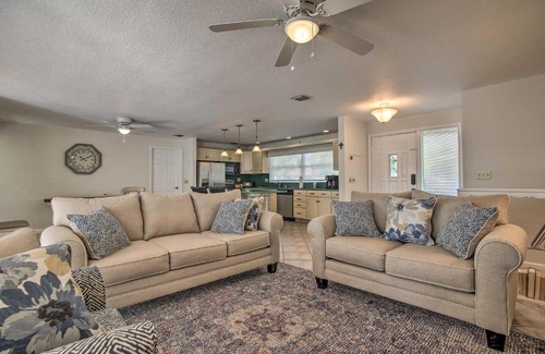 Singer Island House | Breezy Updated Home - Walk to Beach and Restaurants!