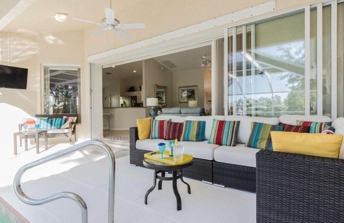 Central Naples House | Briarwood- Tivoli Lane with Fountain View