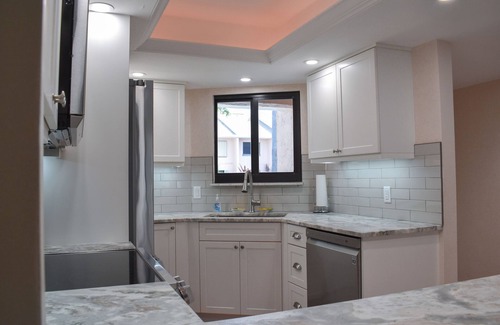 Fort Pierce Condo | BT 3116 Fountain View Condo w/Deck-Paradise Vacation Rental in Ocean Village
