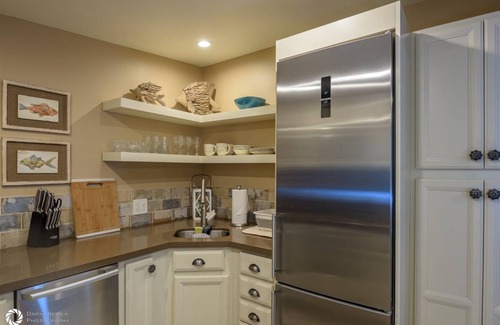 Historic Seaport Cottage | Cabin ∙ 1 bedroom ∙ 2 guests