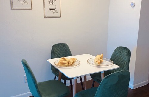Oakland Park Apartment | Captivating Apartment in Fort Lauderdale 22