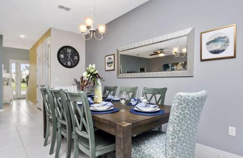 Four Corners House | Carey Palm Circle Townhouse #258888 Townhouse